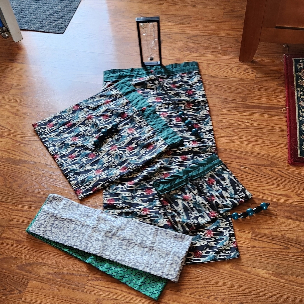 MYSTERY BOX B - Picture 2 of 7